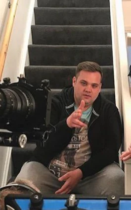 George Keywood Actor Bestelle ein persönliches Video von George Keywood