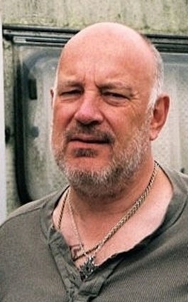 Paul Cooper (Martin Mucklowe)